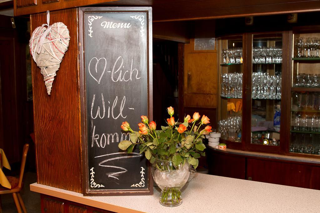 Gasthaus Zur Graesselmuehle Sasbach  Стая снимка